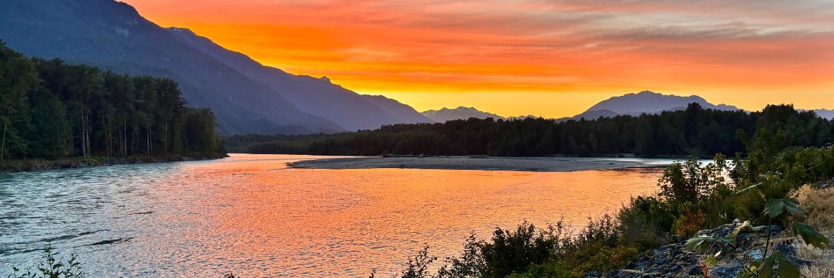 Eagle Run Dyke, the Squamish River at sun set